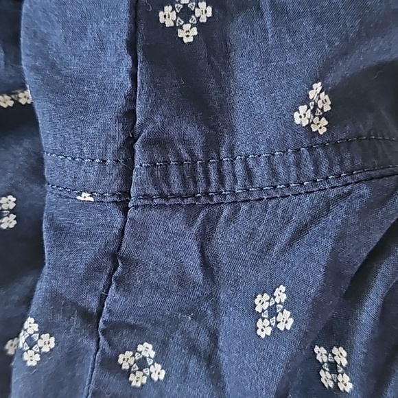 St. John's Bay Navy and White Patterned Long Sleeve Button Down Blouse - Picture 9 of 13